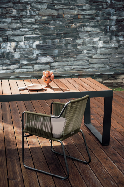 A04 Basel RODA HARP 359 armchair Outdoor Moebel