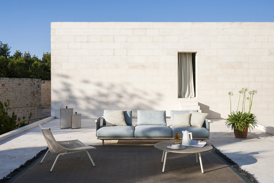 A04 Basel RODA EDEN sofas loungechair Outdoor Moebel